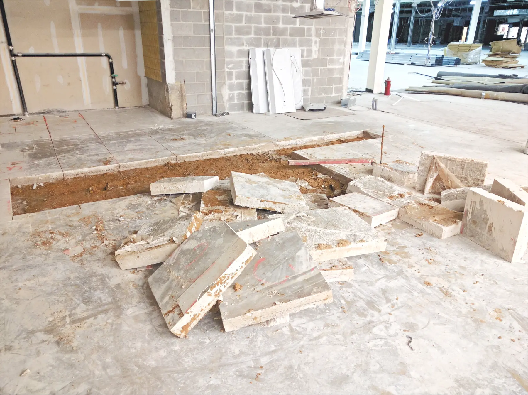 409 Demo equipment breaking and removing concrete